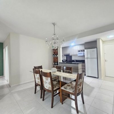 Apartamentos com 88m², 3 quartos (sendo 1 suíte), 2 garagens, no bairro Praia Comprida em São José