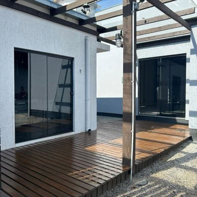 Casa Residencial com 110m², 2 quartos (sendo 1 suíte), 4 garagens, no bairro Rio Tavares em Florianópolis