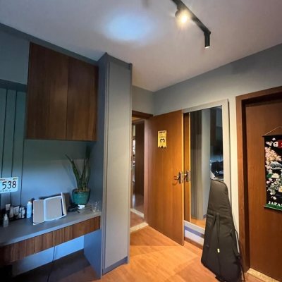 Casa Residencial com 250m², 3 quartos (sendo 2 suítes), 2 garagens, no bairro Pântano Do Sul em Florianópolis