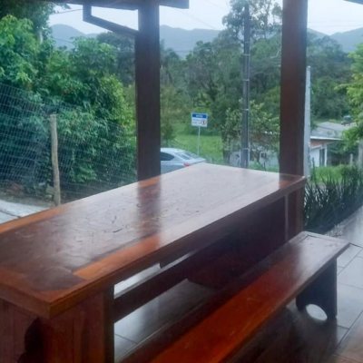 Casa Residencial com 60m², 2 quartos, 1 garagem, no bairro Pântano Do Sul em Florianópolis