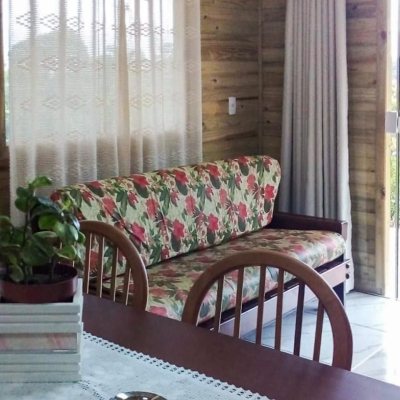 Casa Residencial com 60m², 2 quartos, 1 garagem, no bairro Pântano Do Sul em Florianópolis