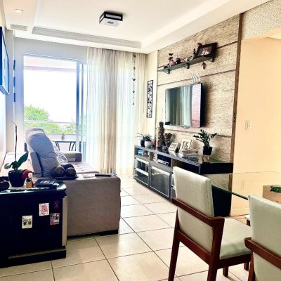 Apartamentos com 79m², 3 quartos, 1 suíte, 2 garagens, no bairro Estreito em Florianopolis