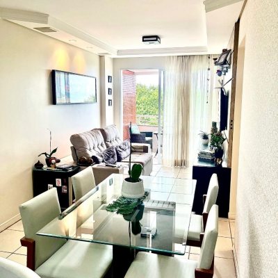 Apartamentos com 79m², 3 quartos, 1 suíte, 2 garagens, no bairro Estreito em Florianopolis