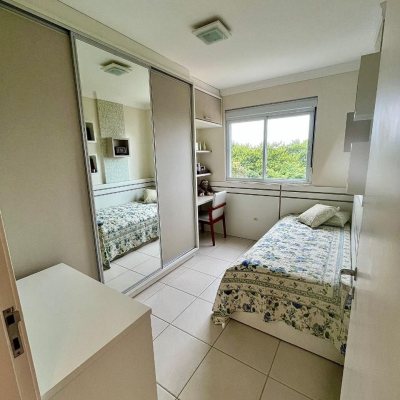 Apartamentos com 79m², 3 quartos, 1 suíte, 2 garagens, no bairro Estreito em Florianopolis