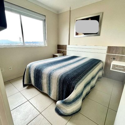 Apartamentos com 79m², 3 quartos, 1 suíte, 2 garagens, no bairro Estreito em Florianopolis