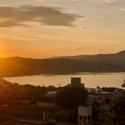 Apartamentos com 79m², 3 quartos, 1 suíte, 2 garagens, no bairro Estreito em Florianopolis