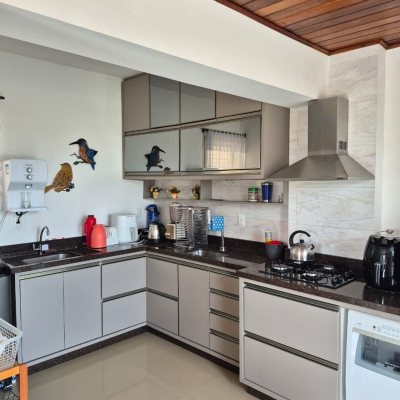 Apartamentos com 213m², 3 quartos, 2 garagens, no bairro Ingleses em Floranópolis