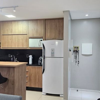 Apartamentos com 81m², 3 quartos (sendo 1 suíte), 1 garagem, no bairro Areias em São José