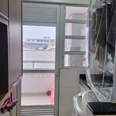 Apartamentos com 81m², 3 quartos (sendo 1 suíte), 1 garagem, no bairro Areias em São José