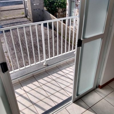 Casa Residencial com 253m², 3 quartos (sendo 1 suíte), 3 garagens, no bairro Trindade em Florianópolis