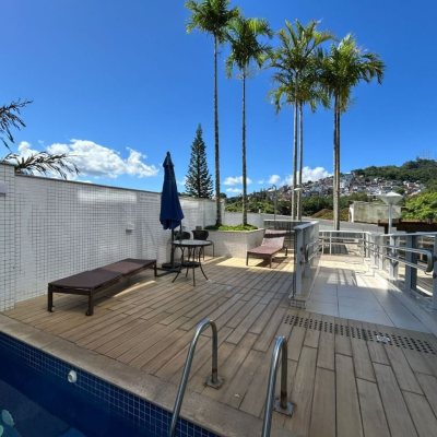 Apartamentos com 82m², 3 quartos (sendo 1 suíte), 1 garagem, no bairro Agronômica em Florianópolis