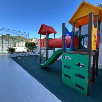 Apartamentos com 82m², 3 quartos (sendo 1 suíte), 1 garagem, no bairro Agronômica em Florianópolis