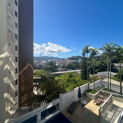 Apartamentos com 82m², 3 quartos (sendo 1 suíte), 1 garagem, no bairro Agronômica em Florianópolis