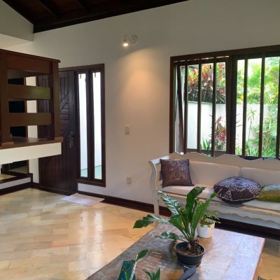 Casa Residencial com 238m², 5 quartos (sendo 2 suítes), 4 garagens, no bairro Itacorubi em Florianópolis