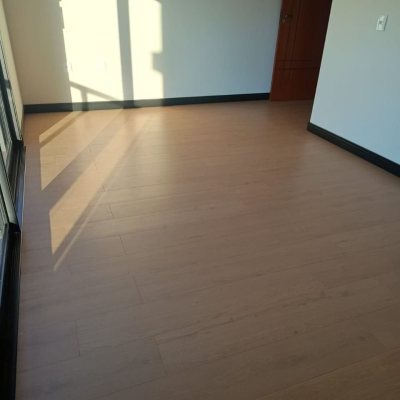 Casa em Condomínio com 250m², 3 quartos (sendo 3 suítes), 2 garagens, no bairro Rio Vermelho em Florianópolis