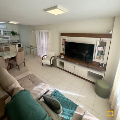 Casa Residencial com 169m², 5 quartos, 1 suíte, 1 garagem, no bairro Campeche em Florianópolis