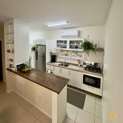 Casa Residencial com 169m², 5 quartos, 1 suíte, 1 garagem, no bairro Campeche em Florianópolis