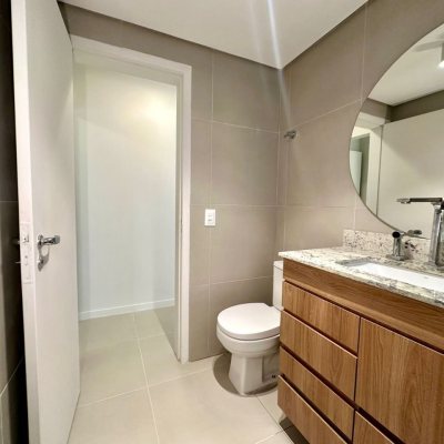 Apartamentos com 43m², 1 quarto, no bairro Centro em Florianópolis