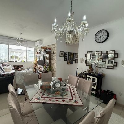 Apartamentos com 104m², 3 quartos, 1 garagem, no bairro Centro em Florianópolis