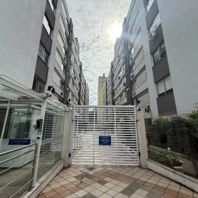 Apartamentos com 104m², 3 quartos, 1 garagem, no bairro Centro em Florianópolis