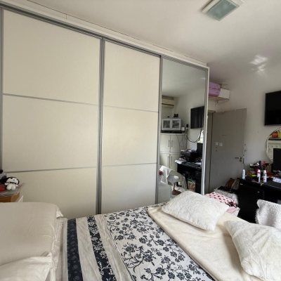 Apartamentos com 104m², 3 quartos, 1 garagem, no bairro Centro em Florianópolis