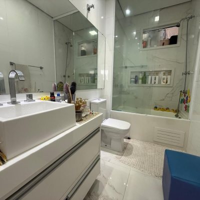 Apartamentos com 104m², 3 quartos, 1 garagem, no bairro Centro em Florianópolis