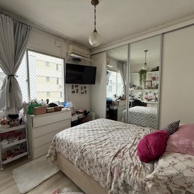 Apartamentos com 104m², 3 quartos, 1 garagem, no bairro Centro em Florianópolis