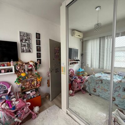 Apartamentos com 104m², 3 quartos, 1 garagem, no bairro Centro em Florianópolis