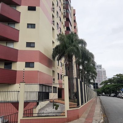 Apartamentos com 89m², 2 quartos, 1 suíte, 1 garagem, no bairro Kobrasol em São José