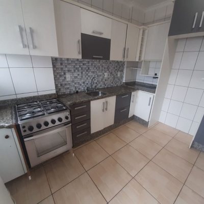 Apartamentos com 89m², 2 quartos, 1 suíte, 1 garagem, no bairro Kobrasol em São José