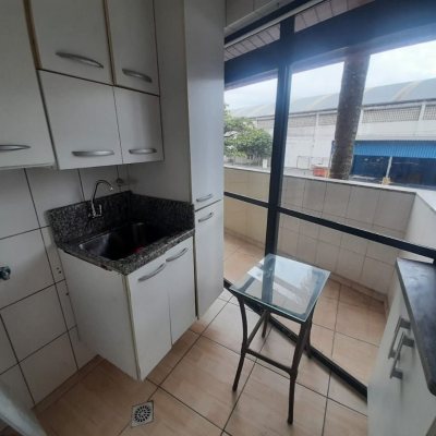 Apartamentos com 89m², 2 quartos, 1 suíte, 1 garagem, no bairro Kobrasol em São José