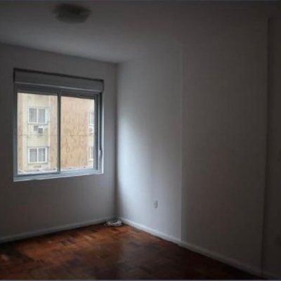 Apartamentos com 78m², 2 quartos, 1 garagem, no bairro Centro em Florianópolis