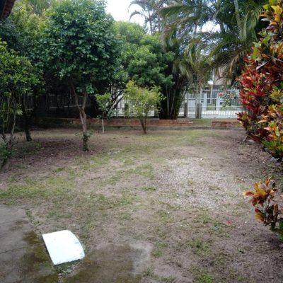 Casa Residencial com 68m², 2 quartos, 1 garagem, no bairro Ingleses do Rio Vermelho em Florianópolis