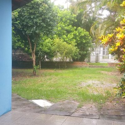 Casa Residencial com 68m², 2 quartos, 1 garagem, no bairro Ingleses do Rio Vermelho em Florianópolis