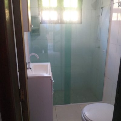 Casa Residencial com 68m², 2 quartos, 1 garagem, no bairro Ingleses do Rio Vermelho em Florianópolis