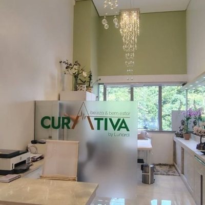 Sala com 26m², 1 garagem, no bairro Saco Grande em Florianópolis