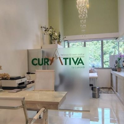 Sala com 26m², 1 garagem, no bairro Saco Grande em Florianópolis