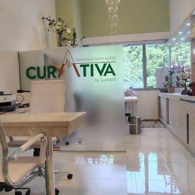 Sala com 26m², 1 garagem, no bairro Saco Grande em Florianópolis