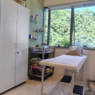 Sala com 26m², 1 garagem, no bairro Saco Grande em Florianópolis