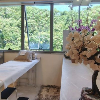 Sala com 26m², 1 garagem, no bairro Saco Grande em Florianópolis