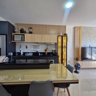 Apartamentos com 85m², 3 quartos, 1 suíte, 1 garagem, no bairro Ingleses do Rio Vermelho em Florianópolis