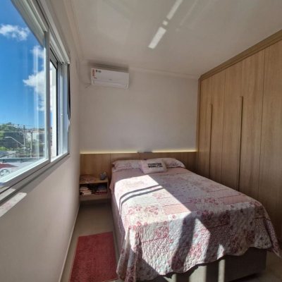 Apartamentos com 85m², 3 quartos, 1 suíte, 1 garagem, no bairro Ingleses do Rio Vermelho em Florianópolis