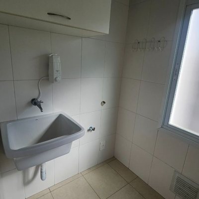 Apartamentos com 53m², 1 quarto, 1 garagem, no bairro Trindade em Florianópolis