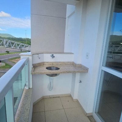 Apartamentos com 53m², 1 quarto, 1 garagem, no bairro Trindade em Florianópolis