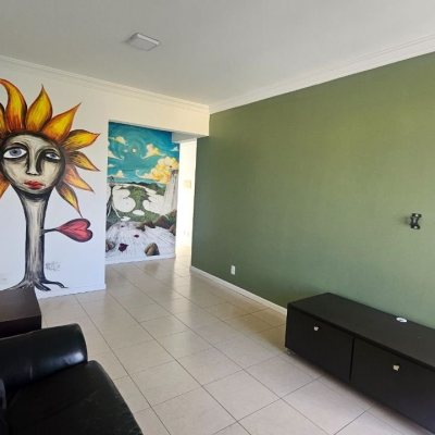 Apartamentos com 53m², 1 quarto, 1 garagem, no bairro Trindade em Florianópolis