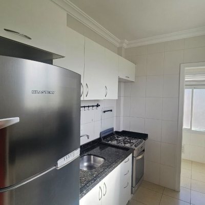 Apartamentos com 53m², 1 quarto, 1 garagem, no bairro Trindade em Florianópolis