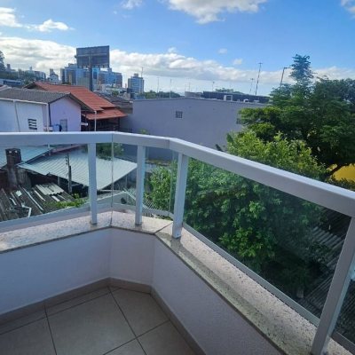 Apartamentos com 53m², 1 quarto, 1 garagem, no bairro Trindade em Florianópolis