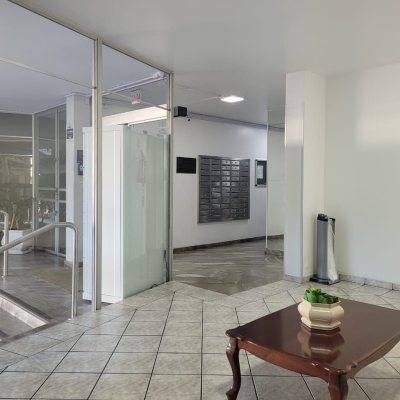 Apartamentos com 33m², 1 quarto, no bairro Centro em Florianópolis