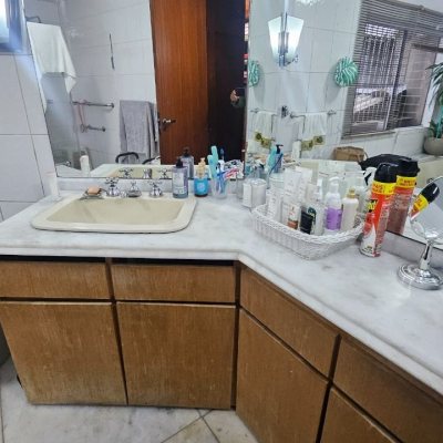 Casa Residencial com 350m², 4 quartos (sendo 3 suítes), 2 garagens, no bairro Centro em Florianópolis