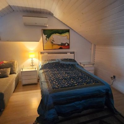 Casa Residencial com 350m², 4 quartos (sendo 3 suítes), 2 garagens, no bairro Centro em Florianópolis